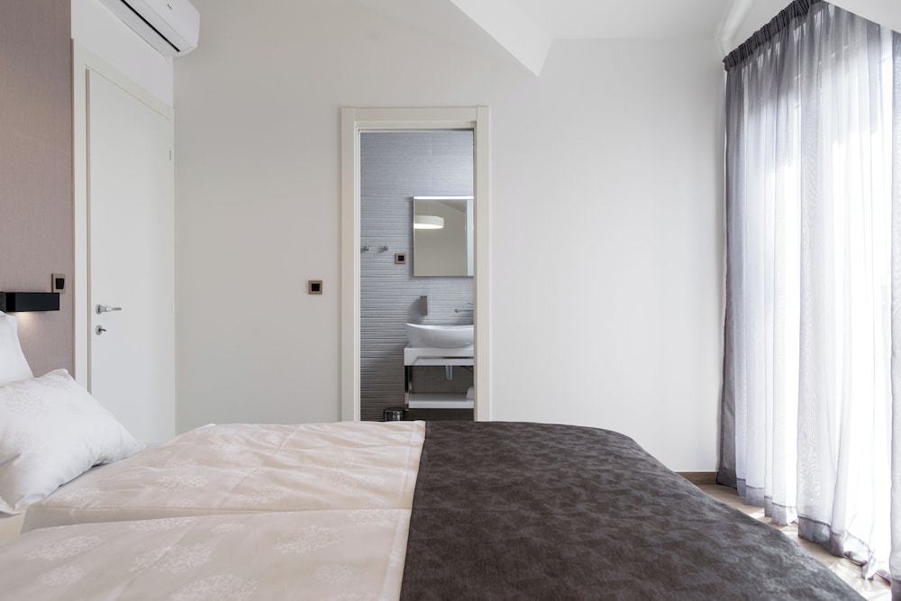 Comfort Double or Twin Room photo 3