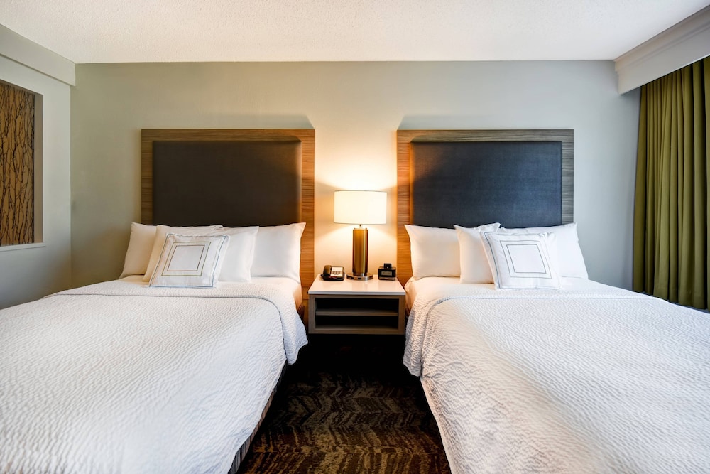 Suite, Multiple Beds - Photo 4