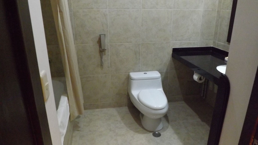 Standard Triple Room, 1 Bedroom photo 2