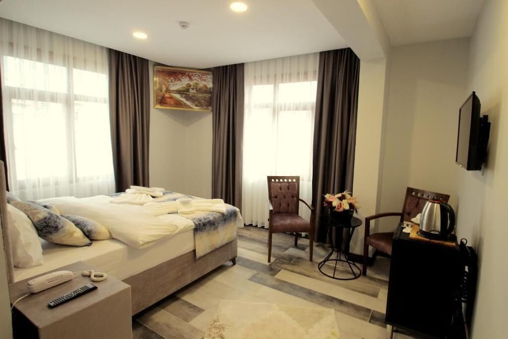 Deluxe Room, City View photo 1