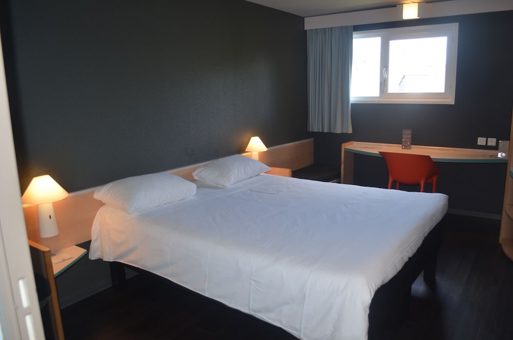 Standard Room, 1 Double Bed - Photo 6