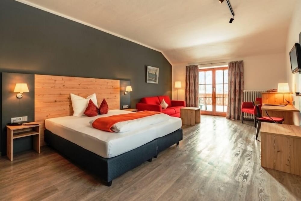 Comfort Double Room, Balcony, Mountain View photo 1