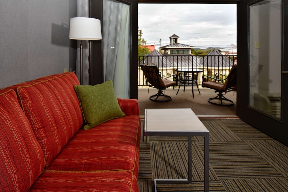 Room, Accessible, Balcony - Photo 1