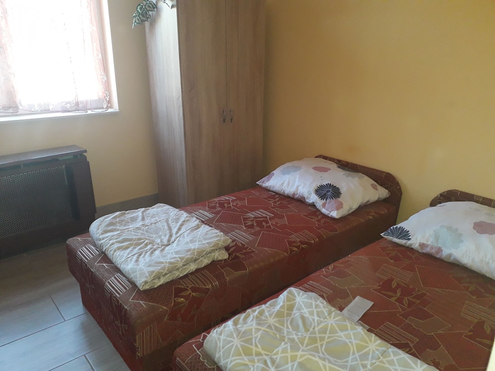 Apartment, 3 Bedrooms, Terrace