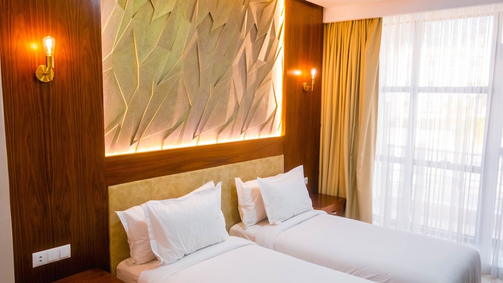 Premium Twin Room, 2 Twin Beds - Photo 1