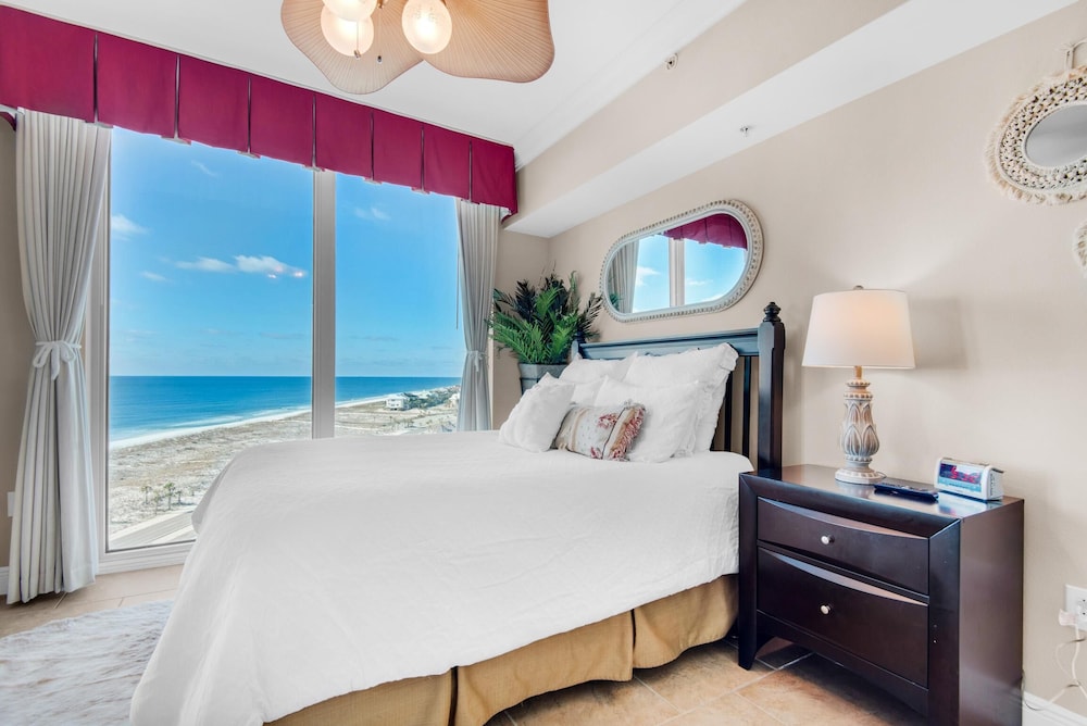 Apartment, Multiple Beds (Portofino Island Resort P5-1003) photo 2