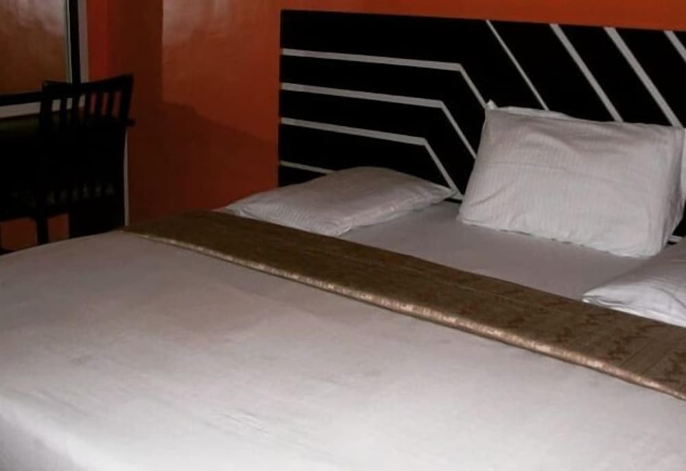 Standard Room photo 2