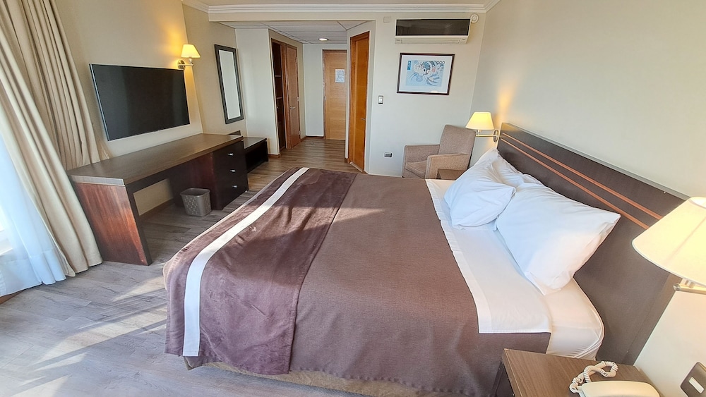 Standard Room, City View photo 1