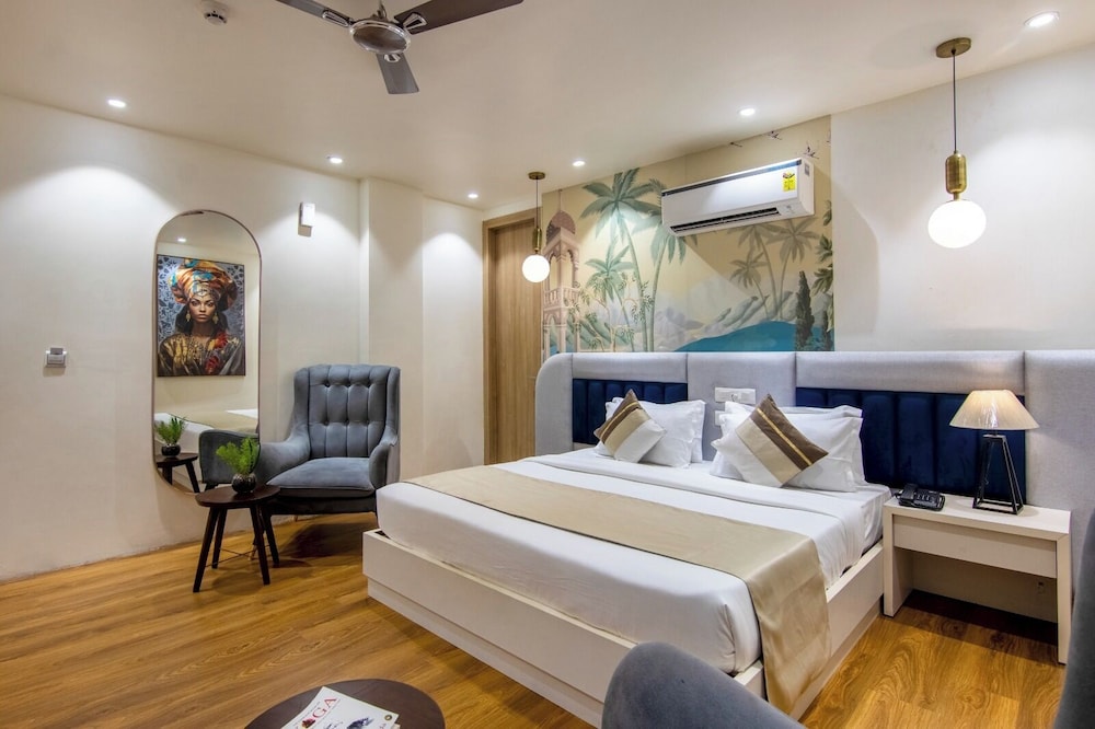 Standard Double or Twin Room, No Windows - Photo 7
