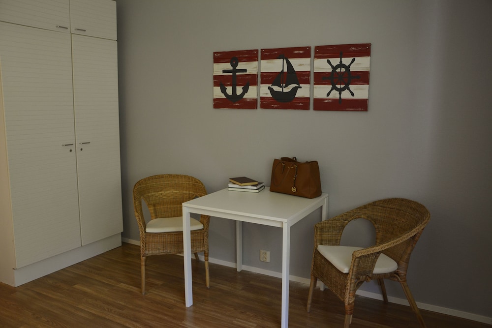 Standard Room, 3 Twin Beds photo 2