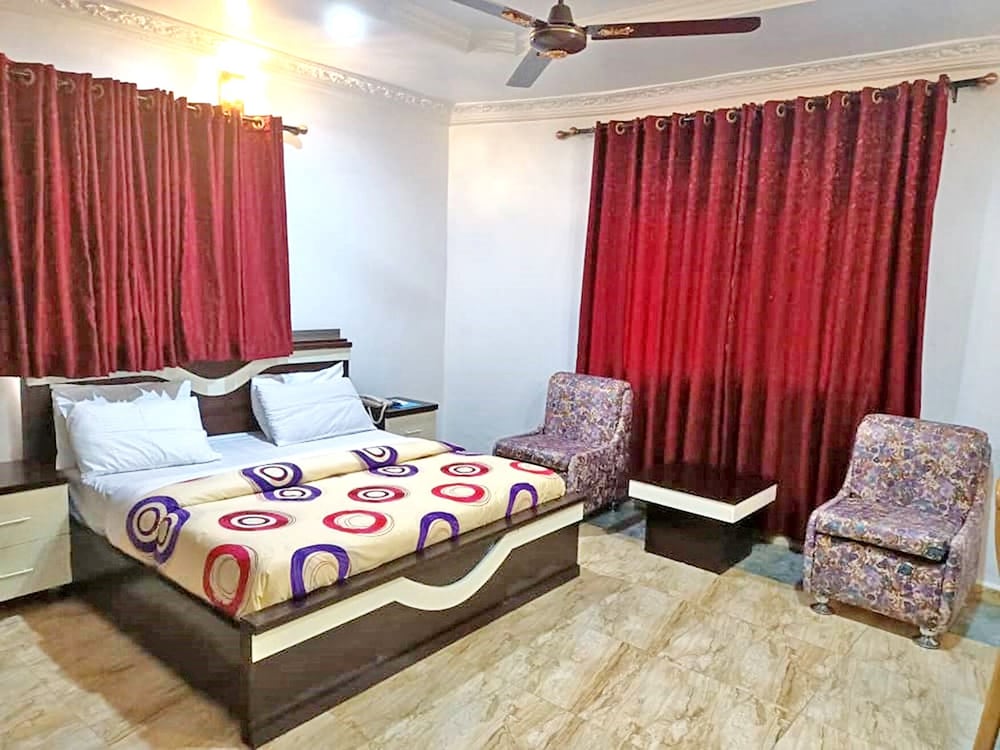 Classic Room - Photo 8