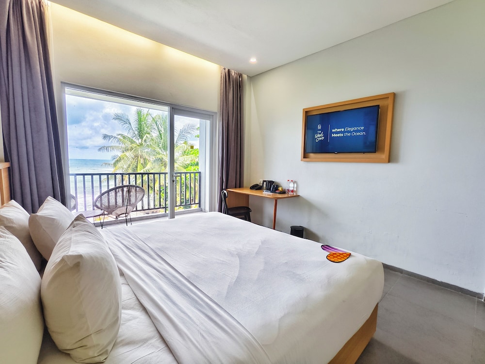Superior Double or Twin Room, Sea View