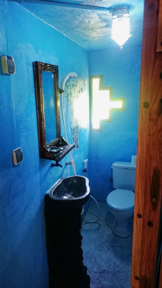 Single Room (with AC) photo 2
