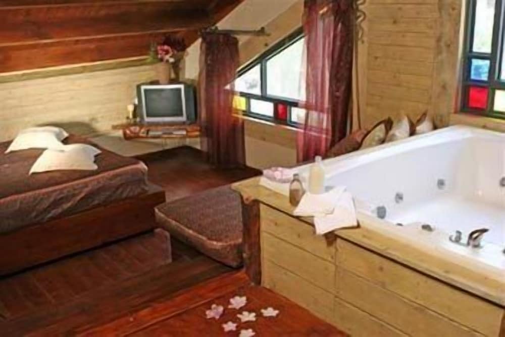 Room photo 2