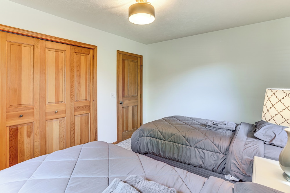 House (4 Bedrooms) photo 2