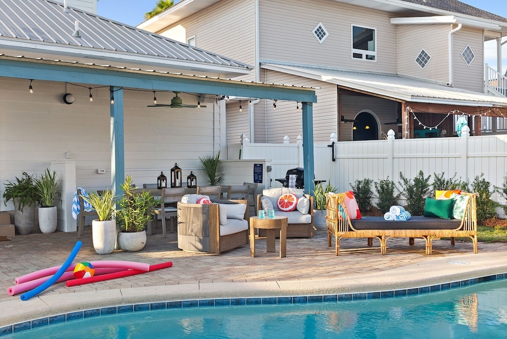 House, 4 Bedrooms