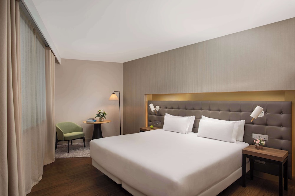 Junior Suite (Extra Bed 2 adults + 2 children) - Photo 5