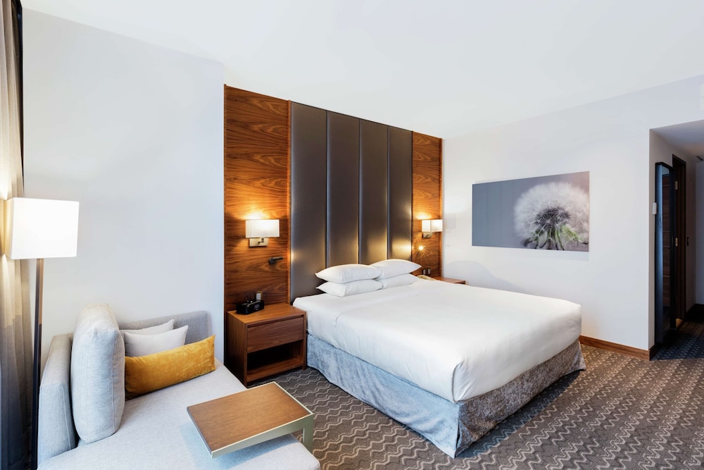 Junior Suite, 1 King Bed, Non Smoking - Photo 4
