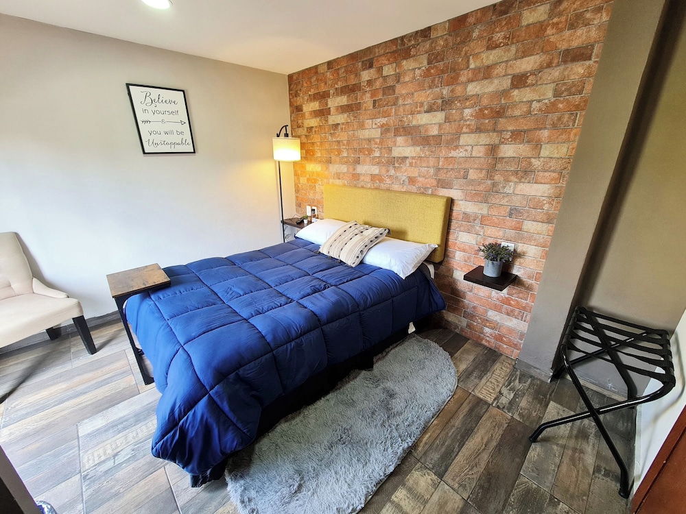Deluxe Room, Balcony, City View photo 1