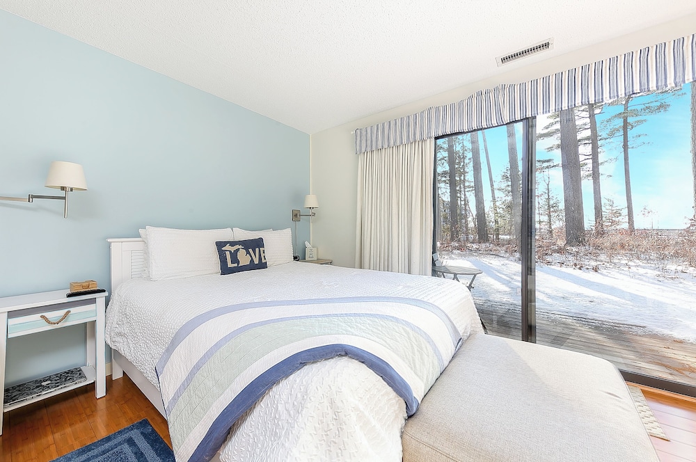 Signature Studio, 1 Bedroom photo 1