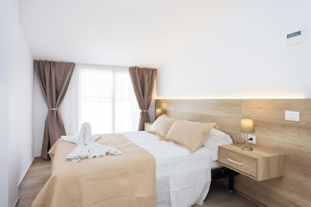 Apartamento, 3 dormitorios, para fumadores, balcón