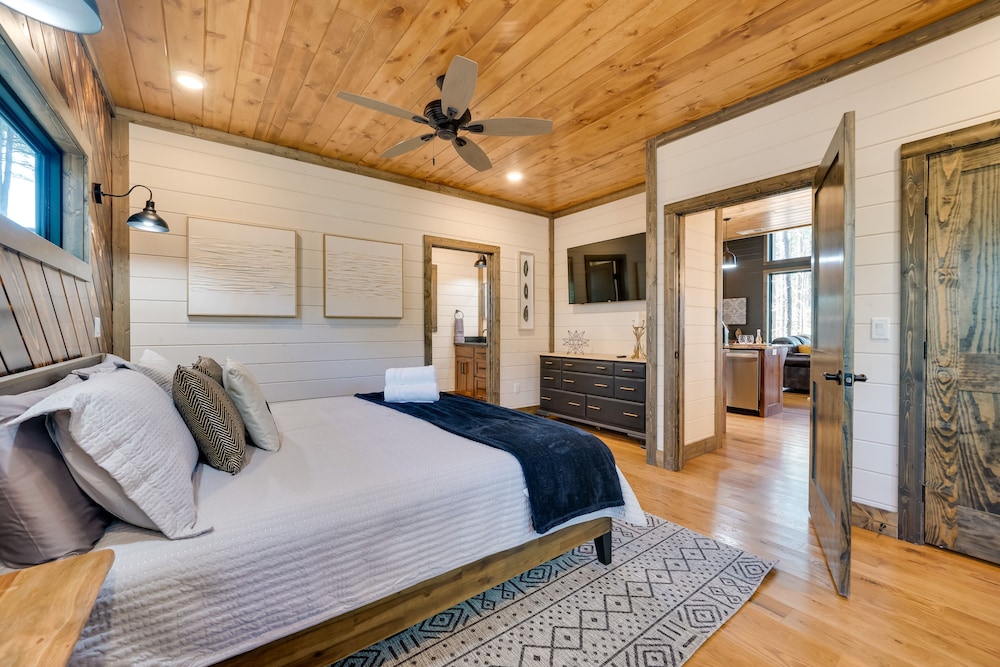 House (2 Bedrooms) photo 2