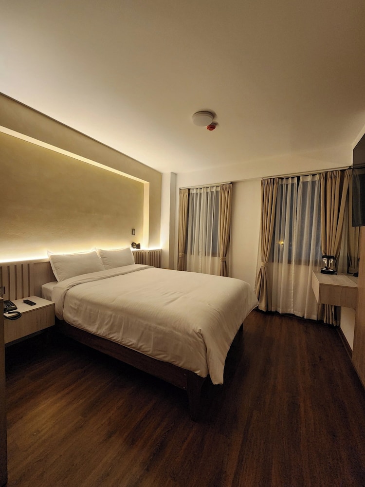 Standard Double Room, City View