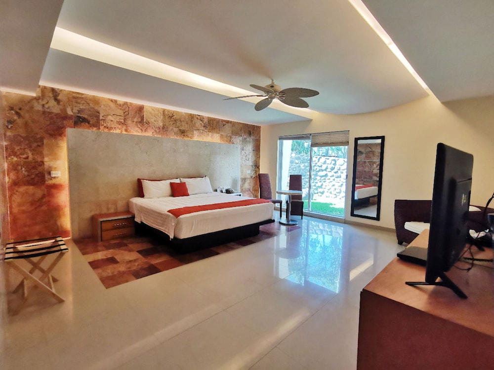 Junior Suite, Garden View - Photo 1