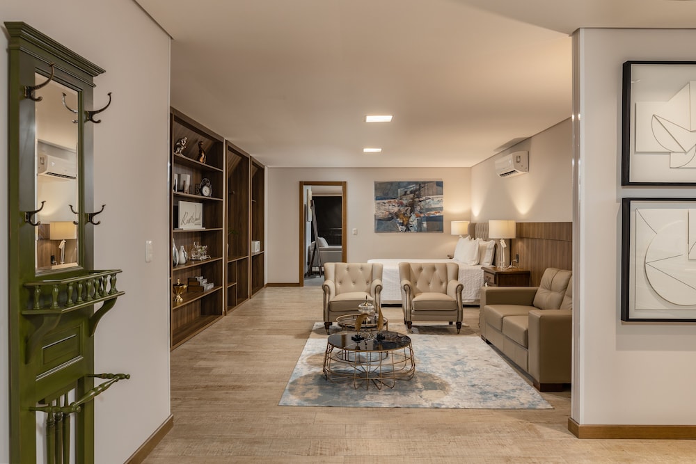 Superior Suite