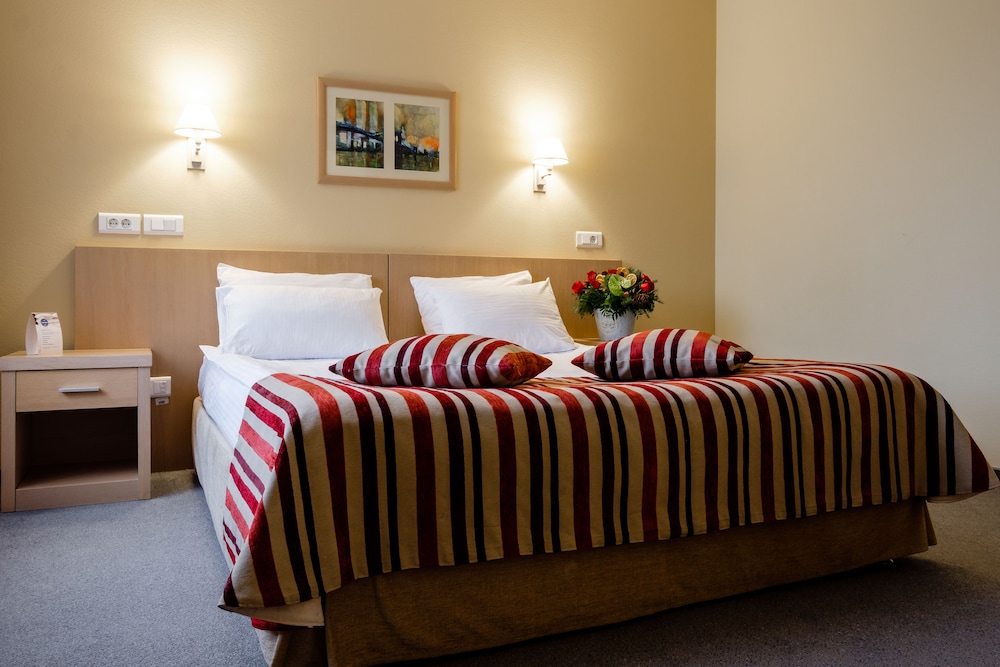 Suite, 1 Bedroom photo 3