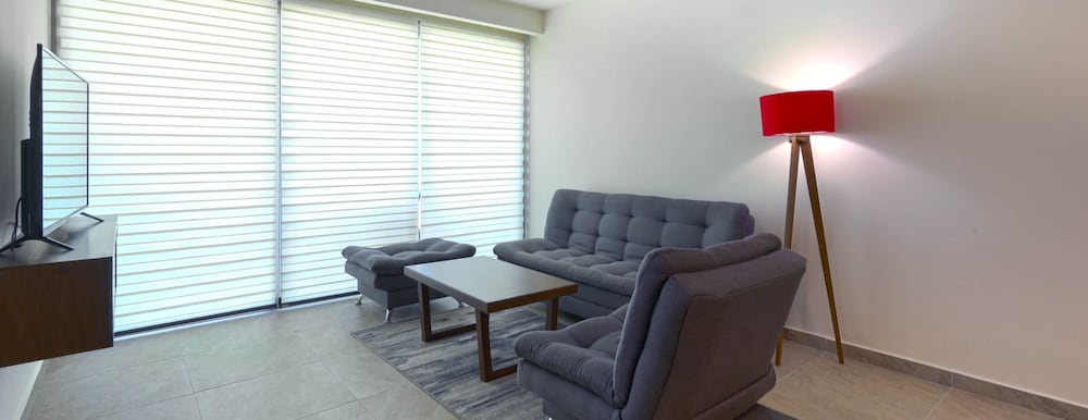 Deluxe Suite photo 3