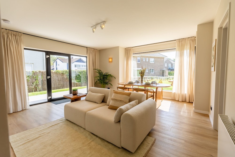 Renovated Apartment With Garden and Parking, Kuva 29