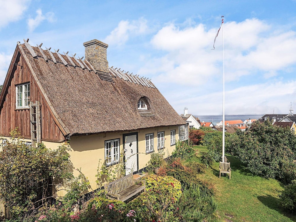 House photo 2