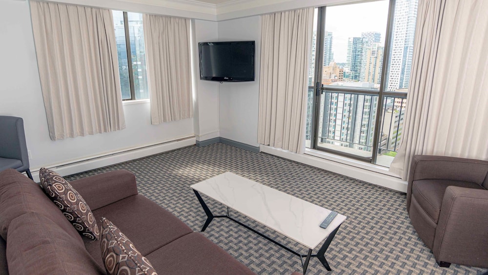 Premium Suite, 2 Twin Beds, Kitchen, Corner - Photo 10