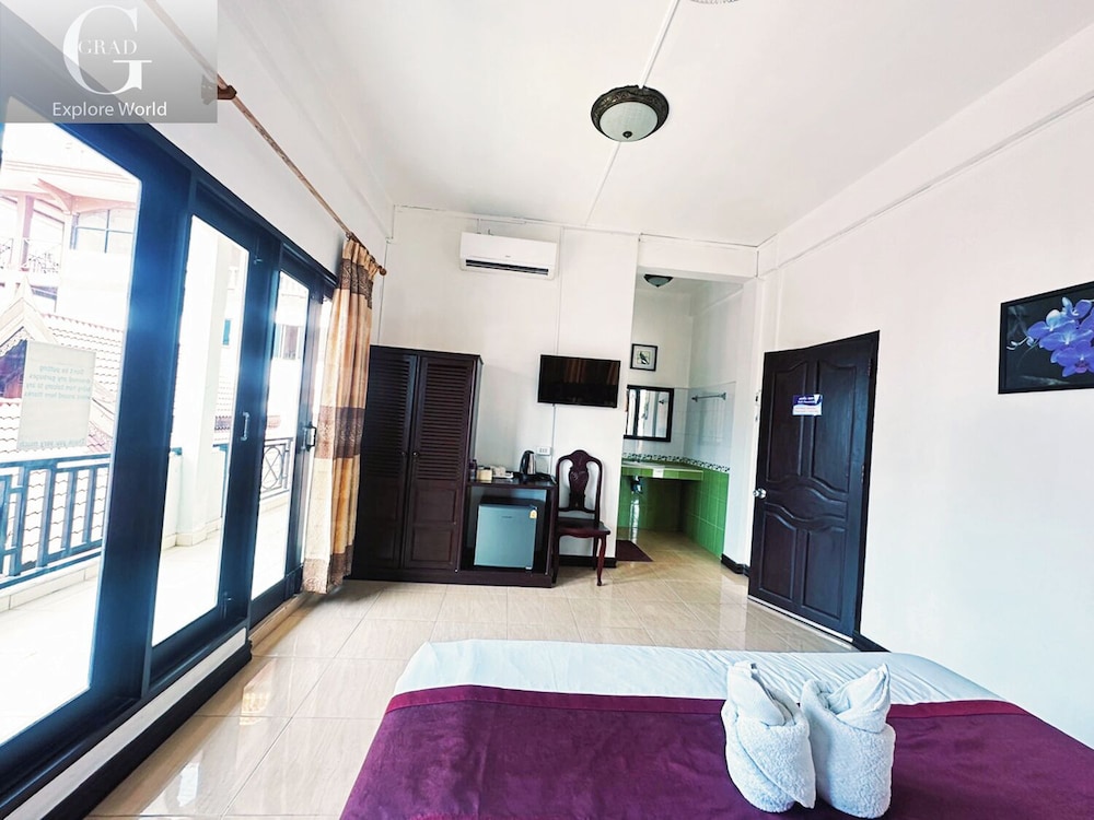 Deluxe Double Room photo 2