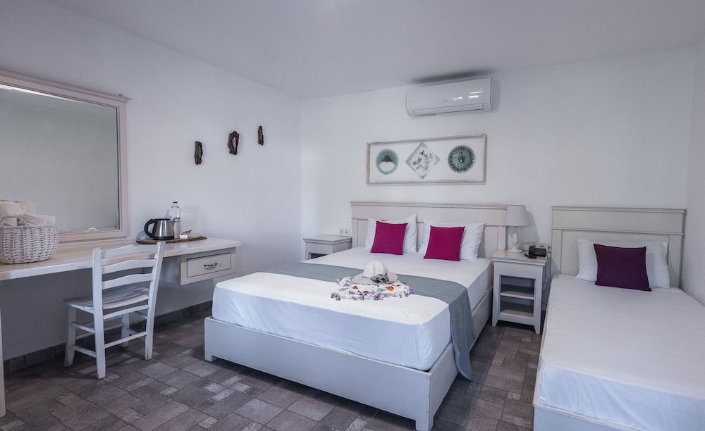 Standard Triple Room photo 1