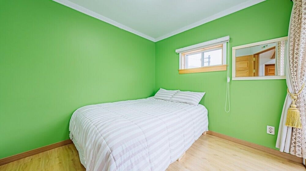 Room (Deul Kkoch) - Photo 3