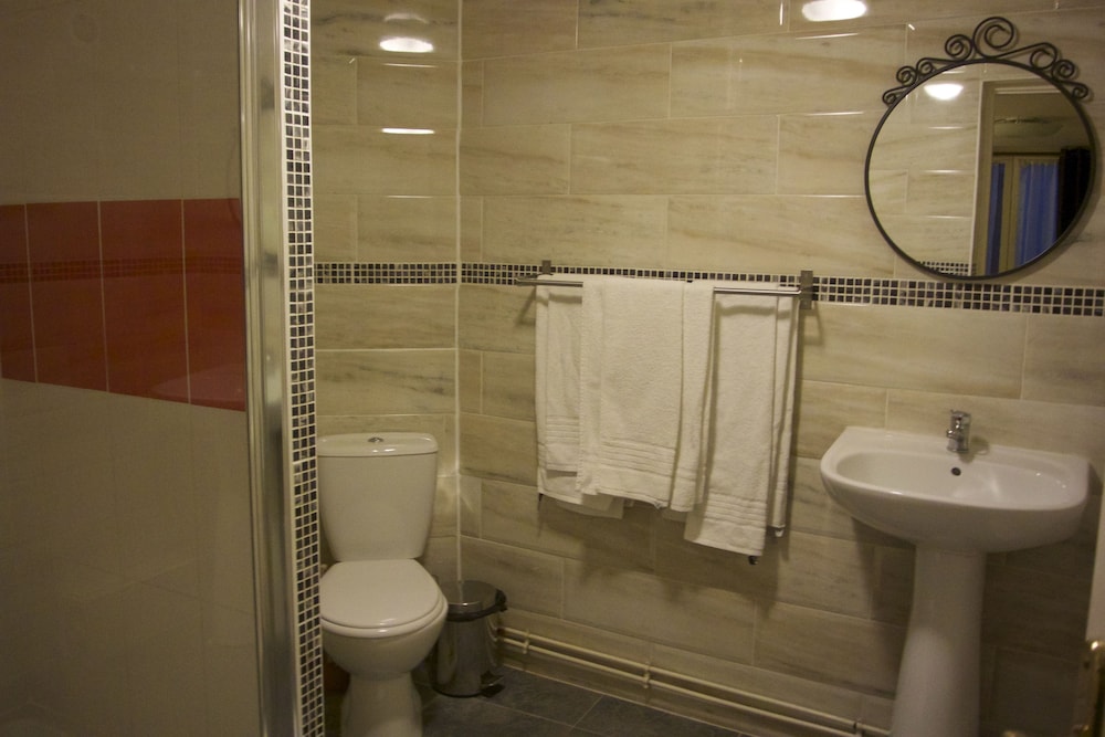 Standard Twin Room photo 3