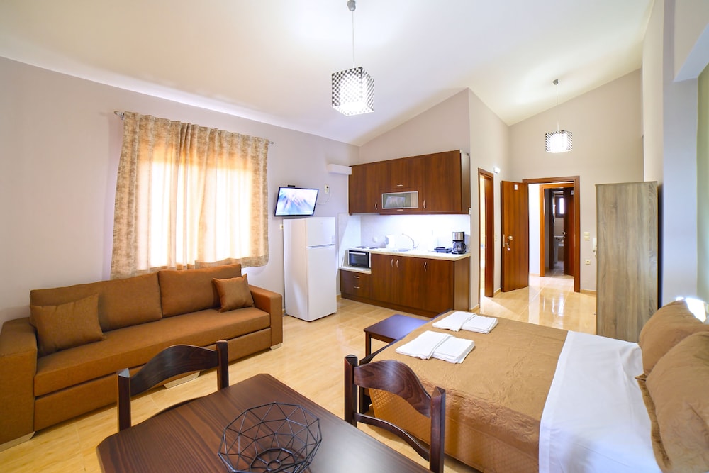 Double Room (A3)