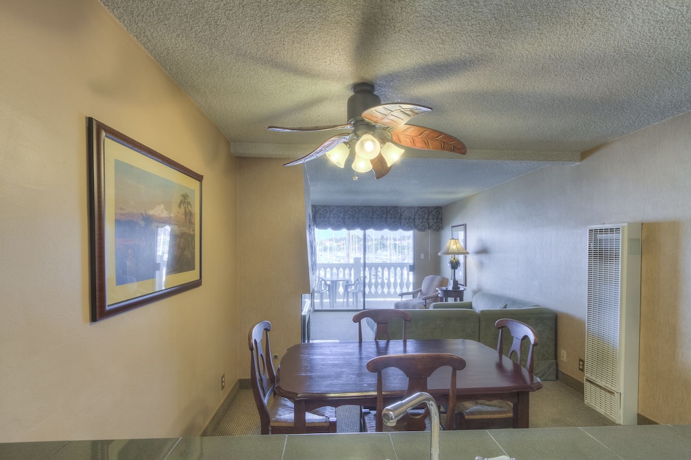 Deluxe Suite, 1 Bedroom photo 2