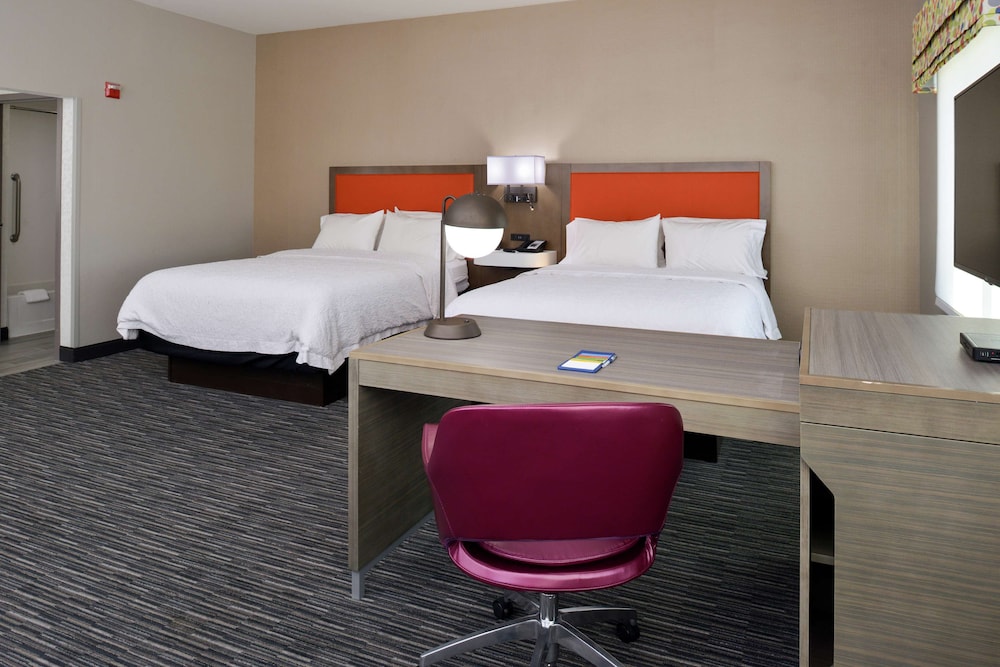 Suite, 2 Queen Beds, Non Smoking