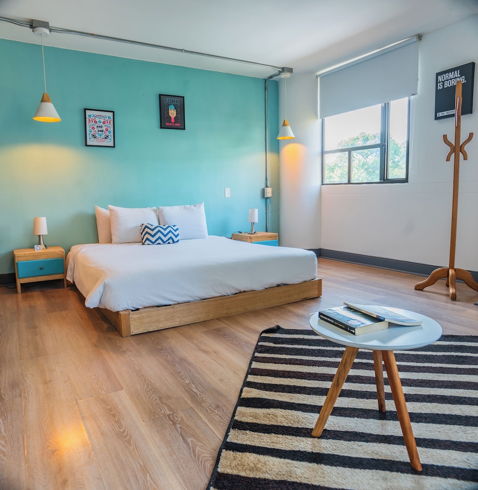 Studio Apartment - Photo 3