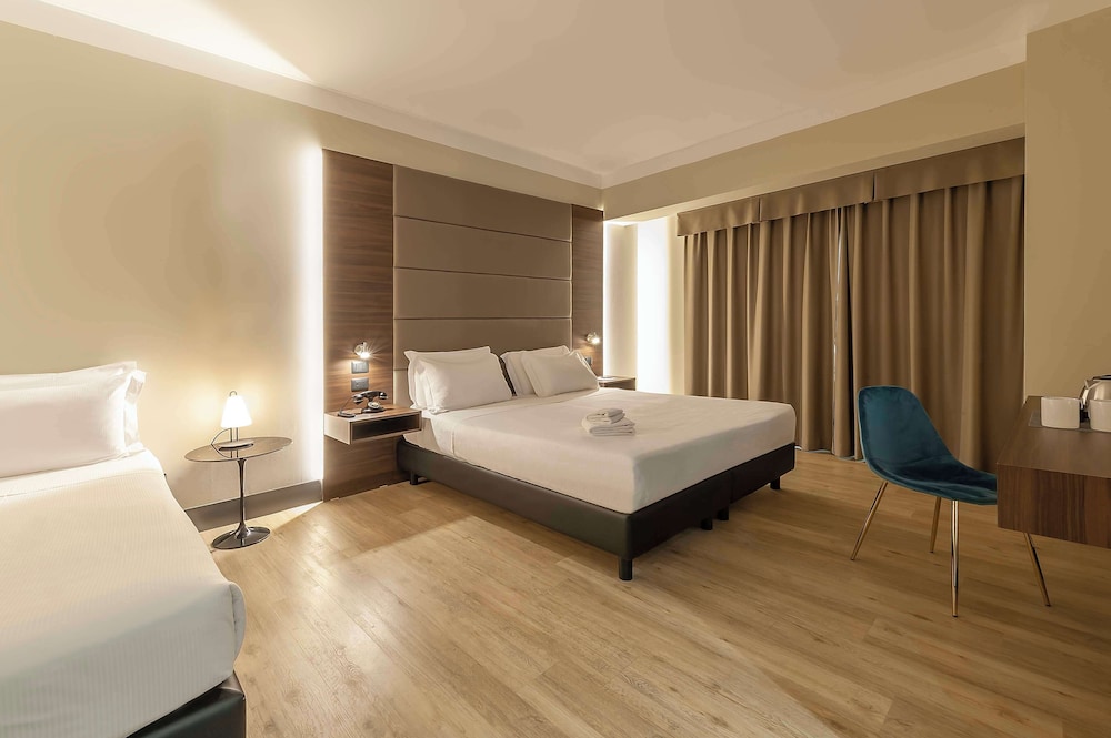 Superior Triple Room - Photo 1