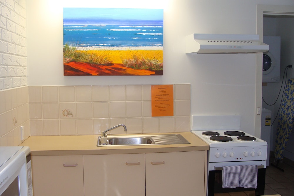 Standard Apartment, 2 Bedrooms, Non Smoking, Kitchen photo 2