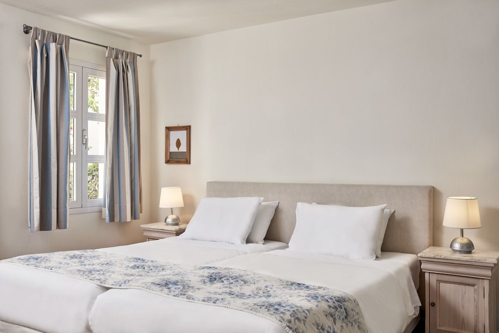 Family Apartment, 1 Bedroom, Partial Sea View - Photo 4