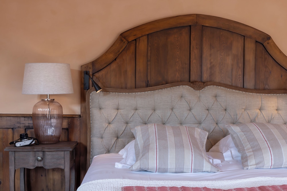 Classic Double Room, Balcony, Vineyard View