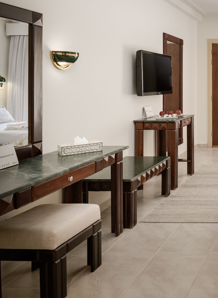 Deluxe Suite (Family)