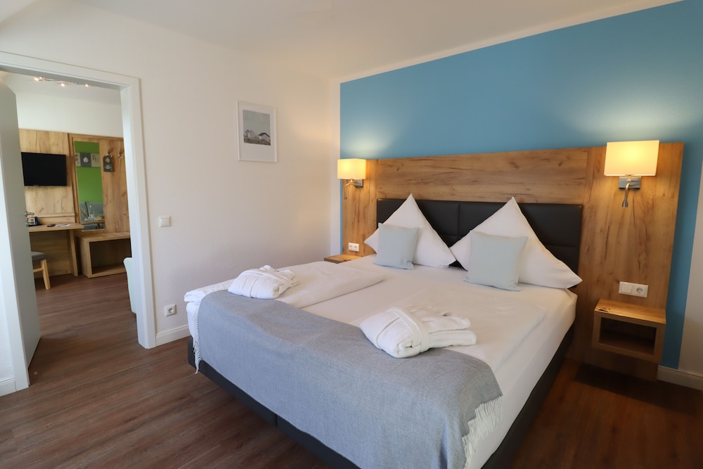 Comfort Suite photo 2