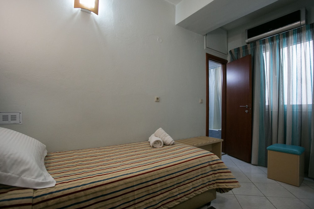 Single Room - Photo 3