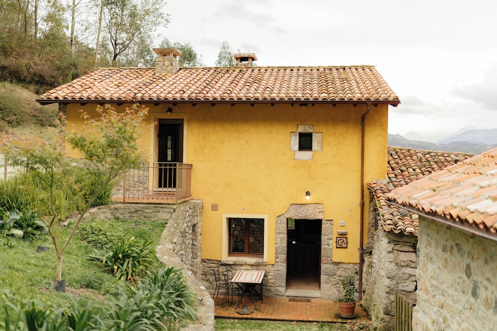 Cottage, Annex Building (4-5 paxs)